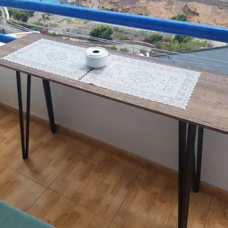 Overlooking The Ocean Lägenhet